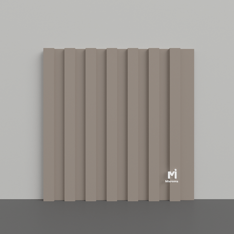 E02